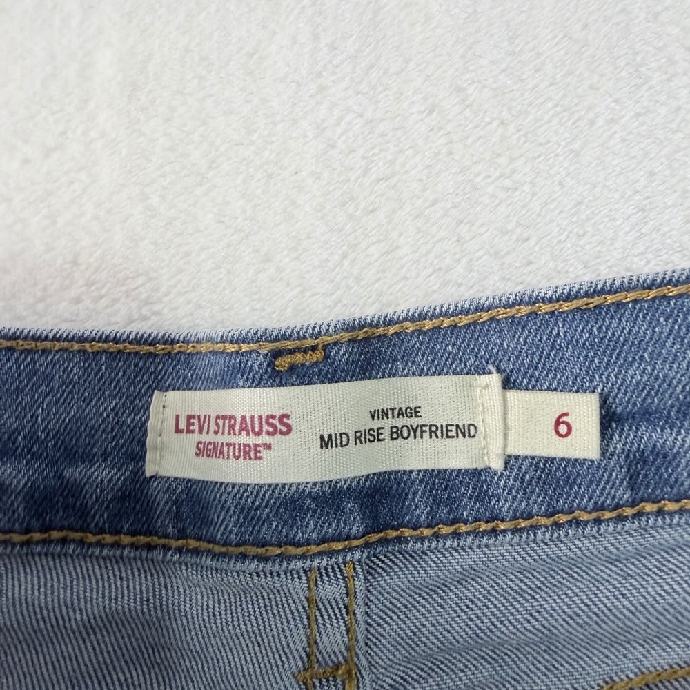 Levi Strauss Signature Boyfriend Jeans Womens 6 Mid Rise Cuffed Light Wash Denim - Picture 4 of 11